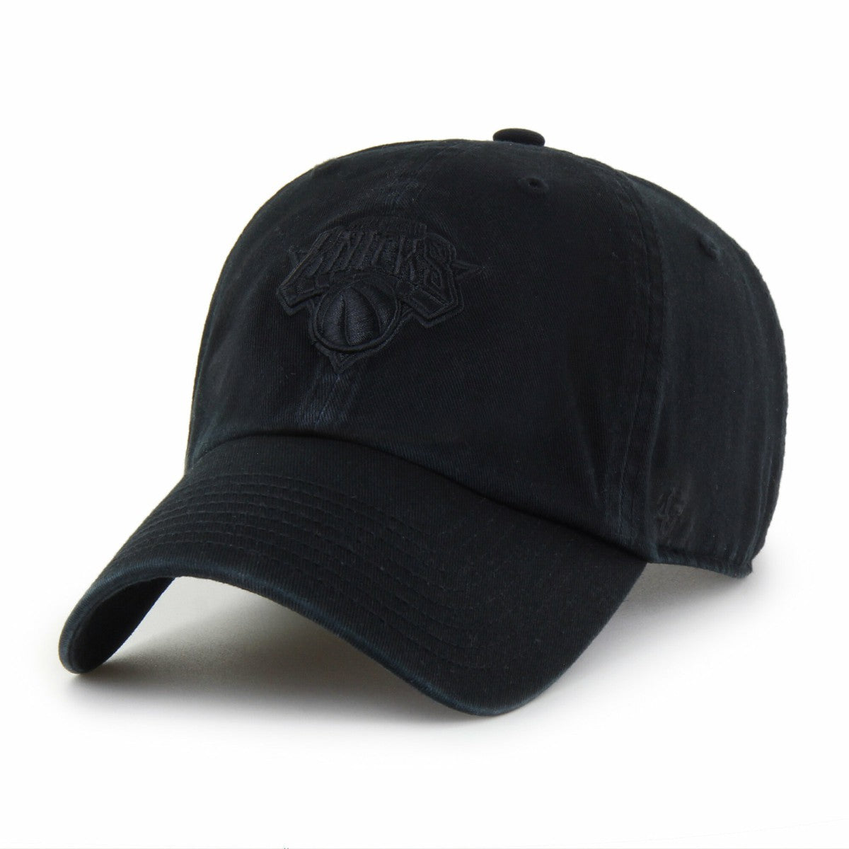47 brand New York Knicks '47 Black on Black Clean Up Adjustable Hat