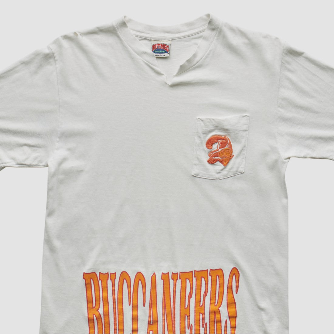 Nutmeg Mills 90s T-shirt - Tampa Bay Buccaneers T-shirts