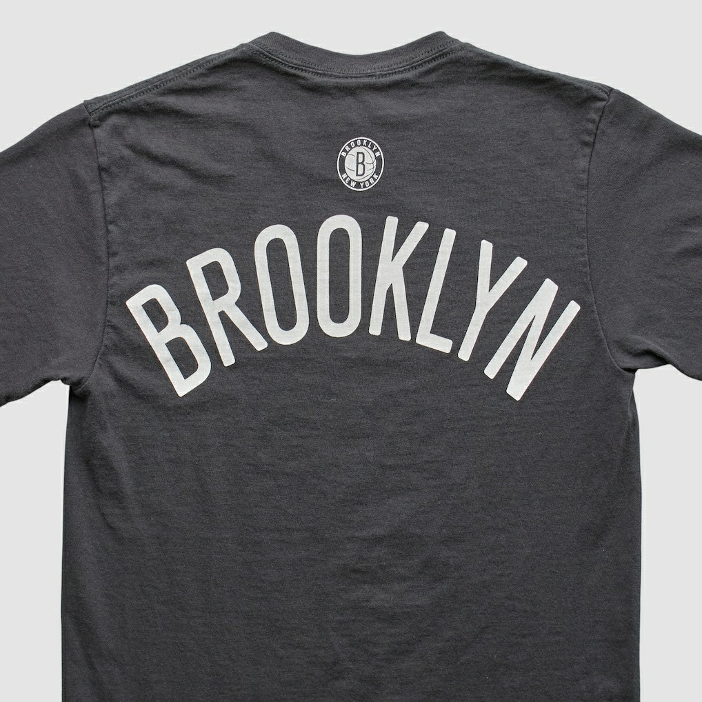 Vintage Brooklyn Nets UNK 2012 T-shirt