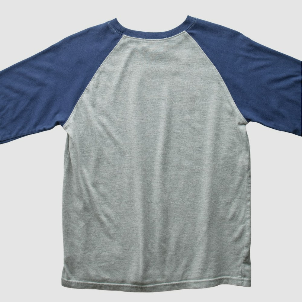 Gray Atlanta Braves Nike 2000s T-shirt