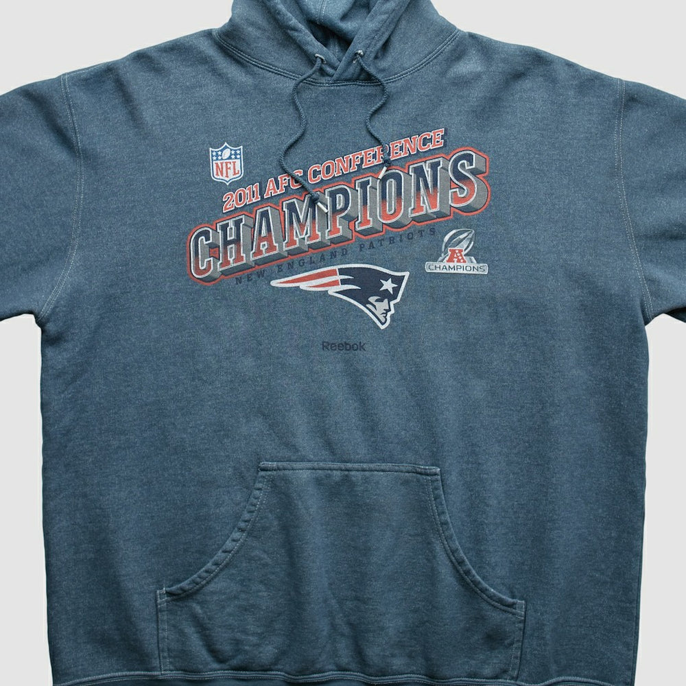 Reebok 2011 Hooded Pullover Sweatshirt - New England Patriots Pullover
