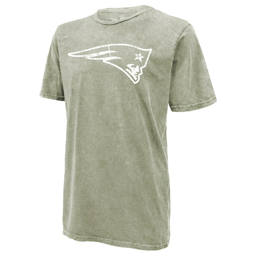Drake Maye  Majestic Threads Mineral Wash Name & Number T-Shirt - New England Patriots T-shirts
