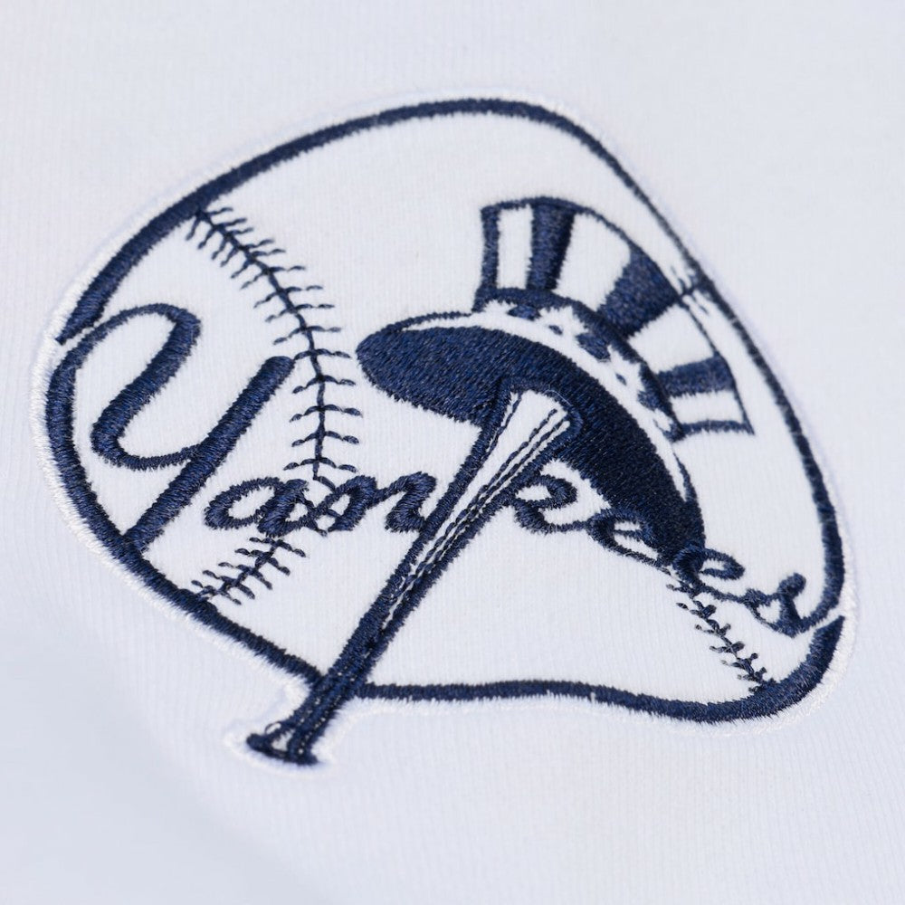 White New York Yankees Mitchell & Ness Arctic Fleece Sweatshirt