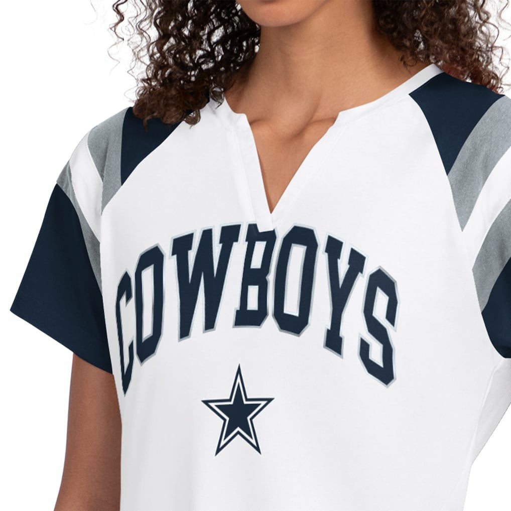 Starter Women's Game On Notch Neck T-Shirt - Dallas Cowboys T-shirts