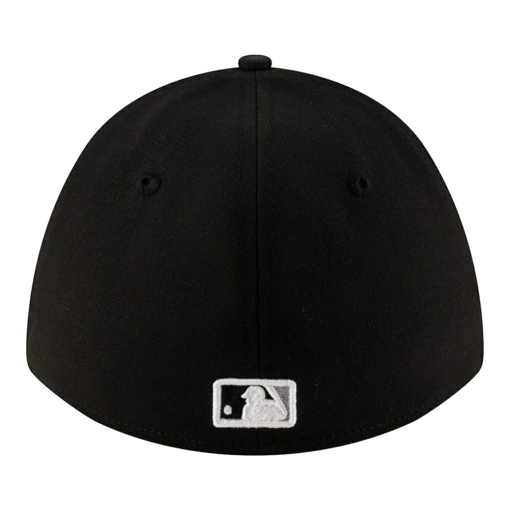 Black Chicago White Sox New Era Player Replica 39THIRTY M-Crown Flex Hat