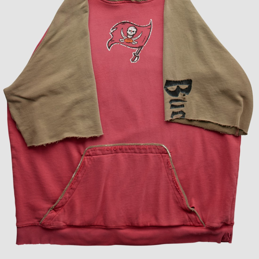 Reebok 2000s Hooded Pullover Sweatshirt - Tampa Bay Buccaneers Pullover