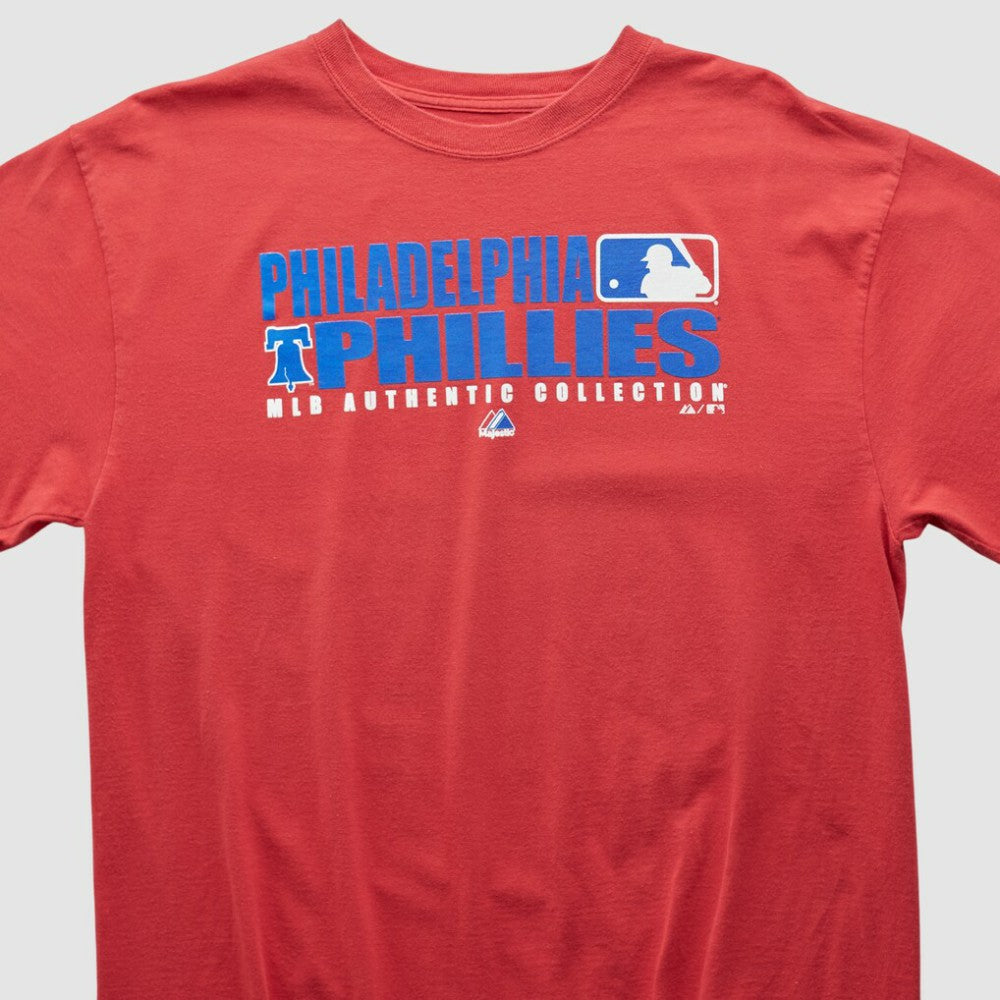 Red Philadelphia Phillies Majestic 2000s T-shirt