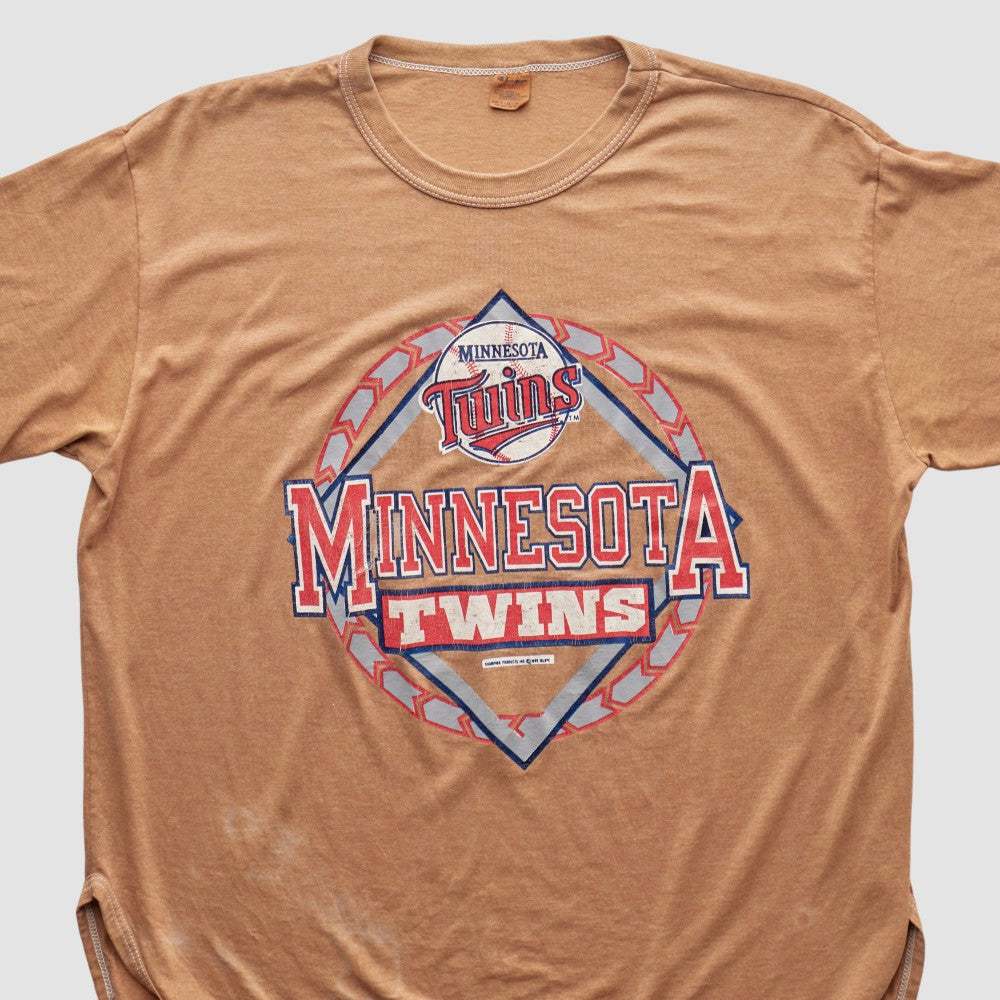 Tan Minnesota Twins Champion 90s T-shirt