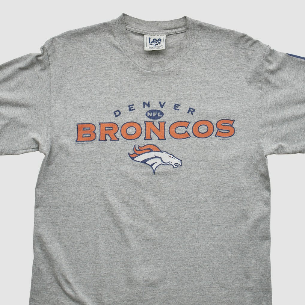 Lee Apparel 2000s Long Sleeve T-shirt - Denver Broncos T-shirts