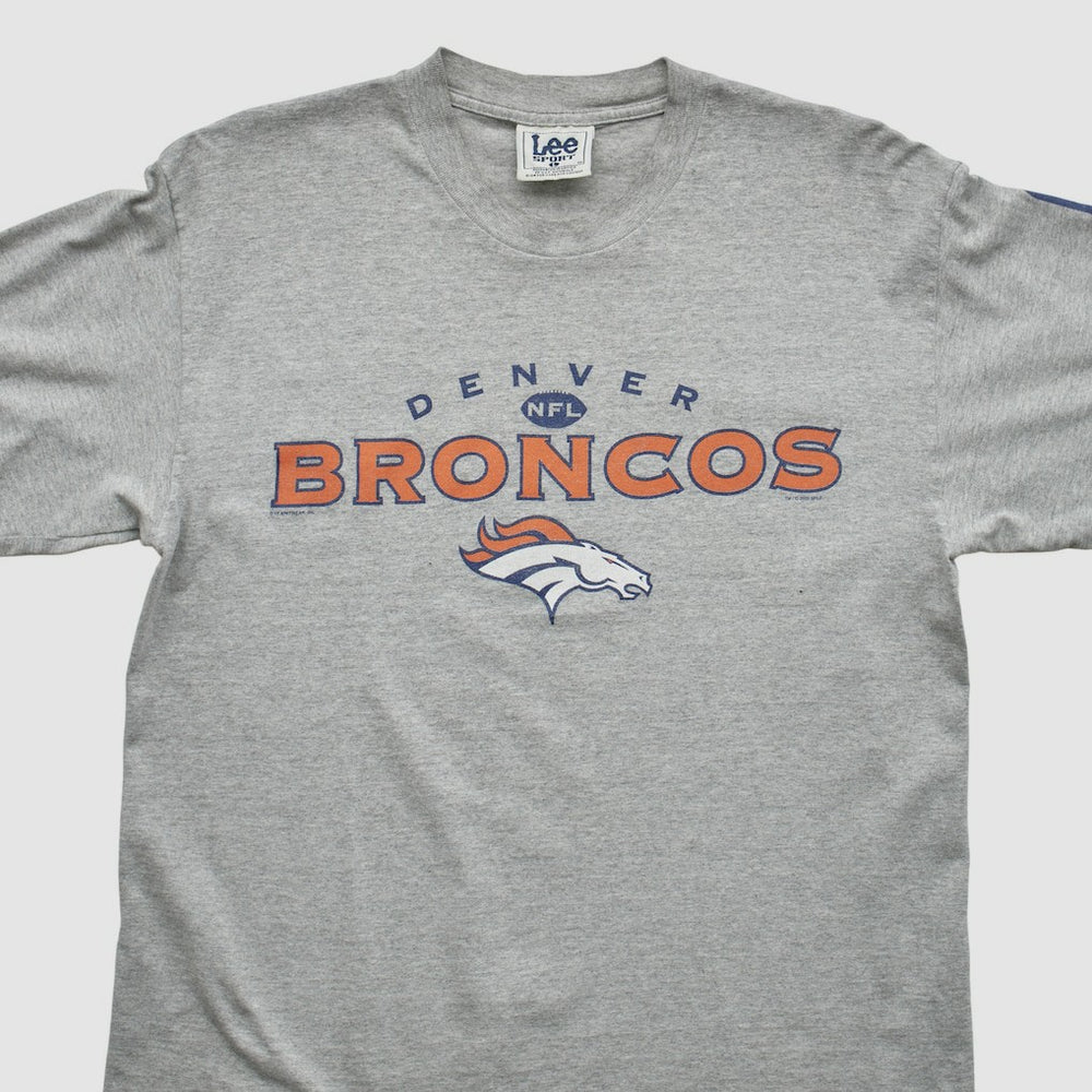 Lee Apparel 2000s Long Sleeve T-shirt - Denver Broncos T-shirts