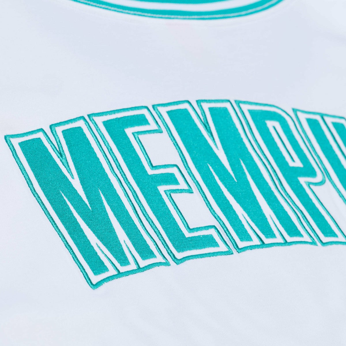 Mitchell & Ness Memphis Grizzlies Arctic T-Shirt