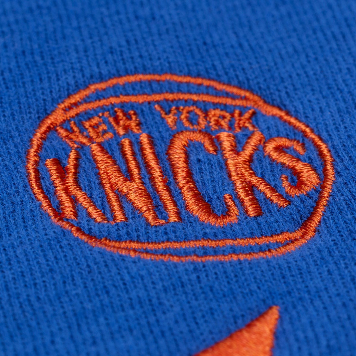 Mitchell & Ness New York Knicks Women's Hardwood Classics Script Lightweight Sweatshirt