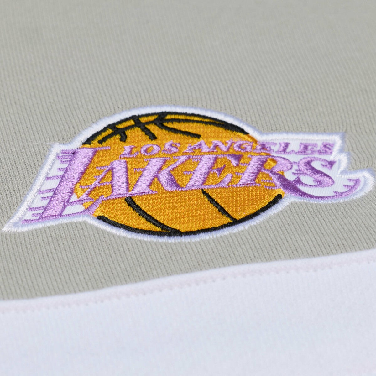 Mitchell & Ness Los Angeles Lakers Thunderstorm Head Coach Quarter-Zip Jacket