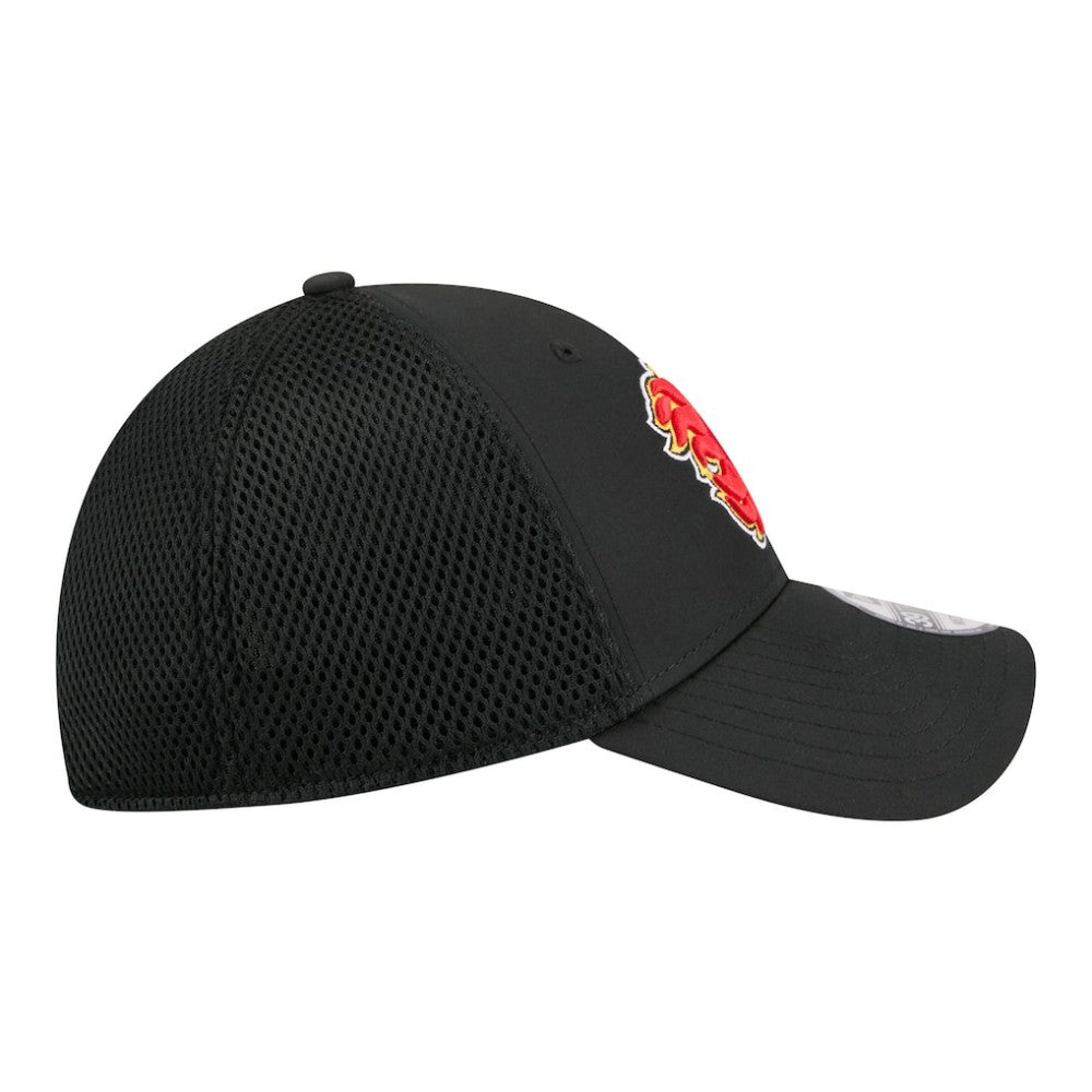 NHL Calgary Flames New Era Logo 39THIRTY Flex Hat