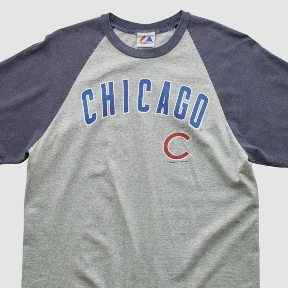 Heather Gray Chicago Cubs Majestic 2000s T-shirt