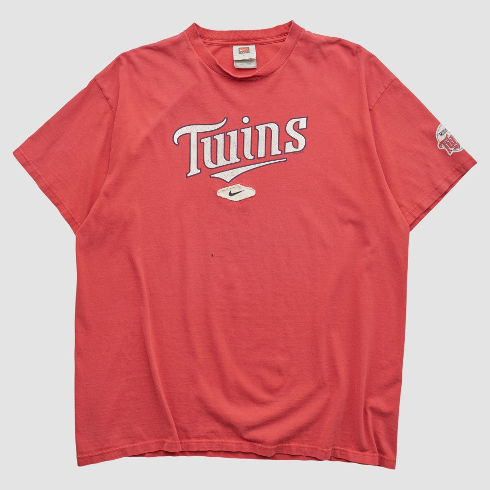 Red Minnesota Twins Nike 2000s T-shirt