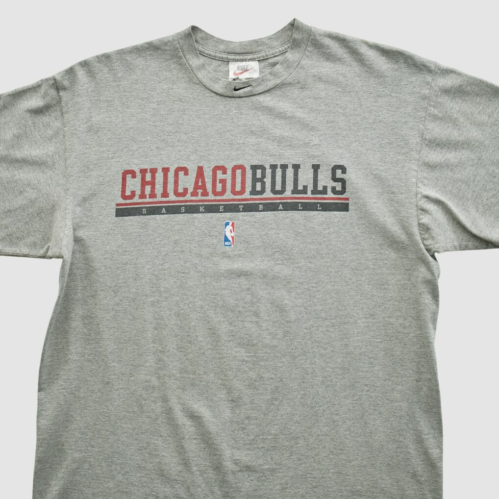 Nike Chicago Bulls 2000s T-shirt sale