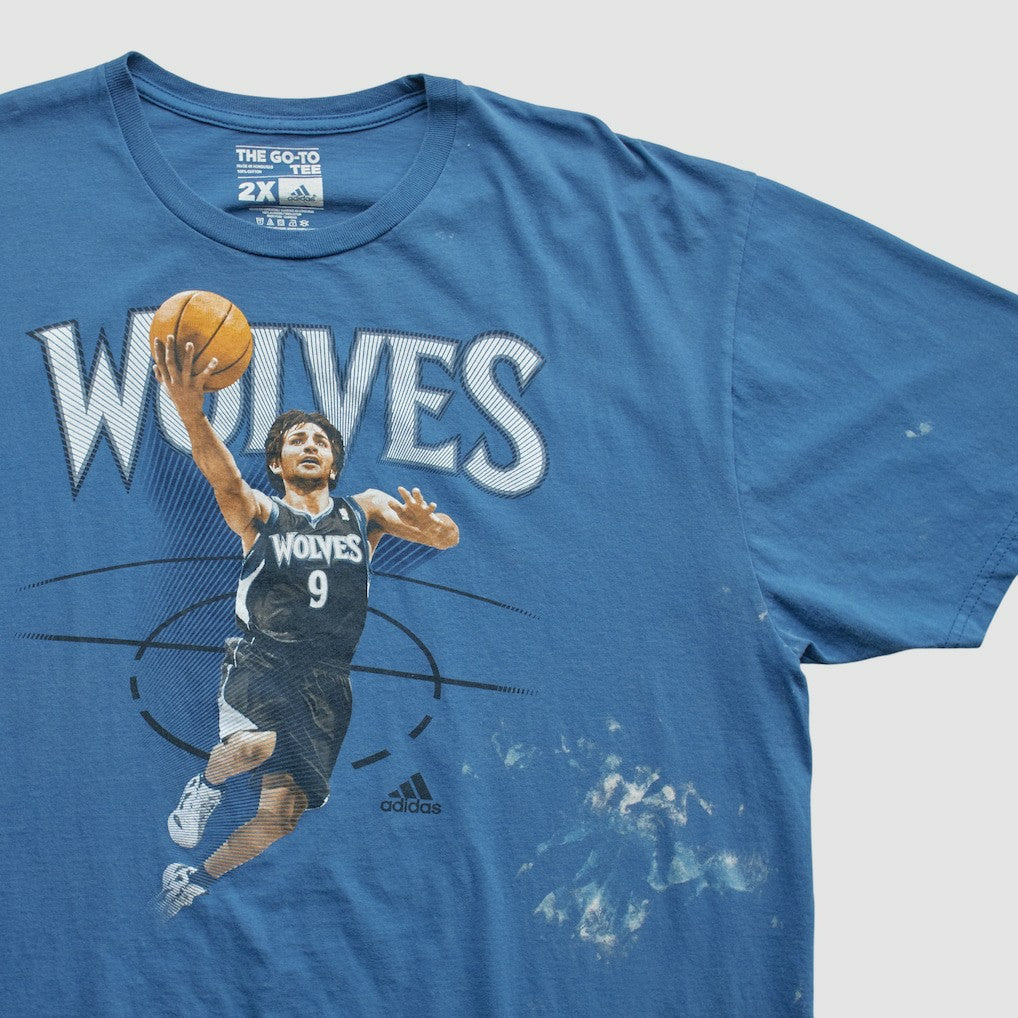 Adidas Minnesota Timberwolves 2010s T-shirt