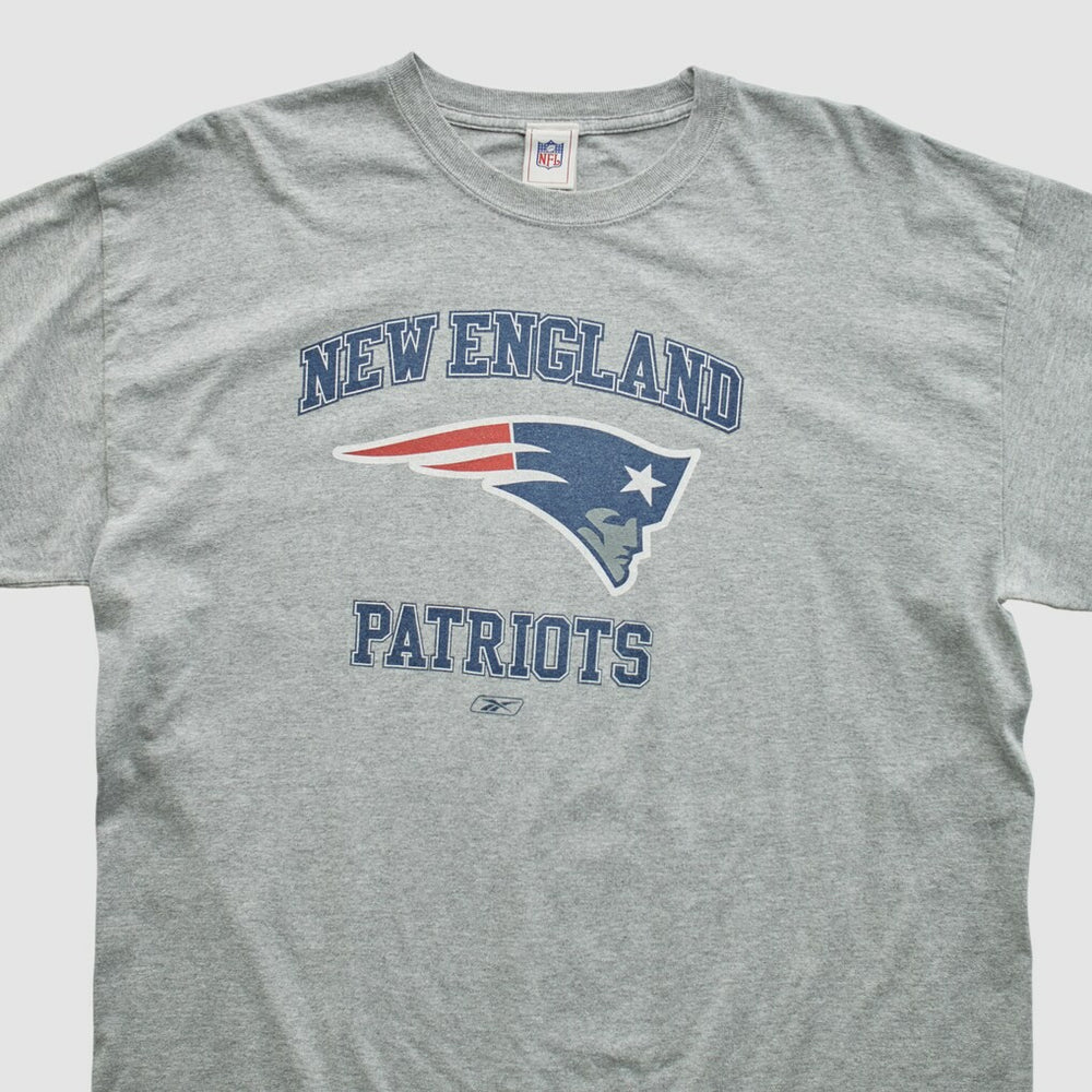 NFL 2000s Long Sleeve T-shirt - New England Patriots T-shirts