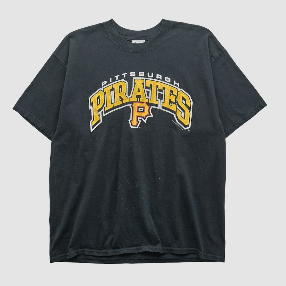 Black Pittsburgh Pirates Lee Apparel 2001 T-shirt