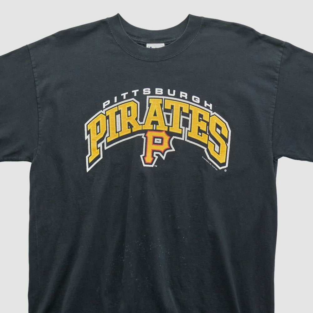 Black Pittsburgh Pirates Lee Apparel 2001 T-shirt
