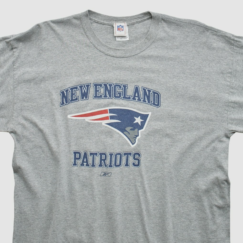 NFL 2000s Long Sleeve T-shirt - New England Patriots T-shirts