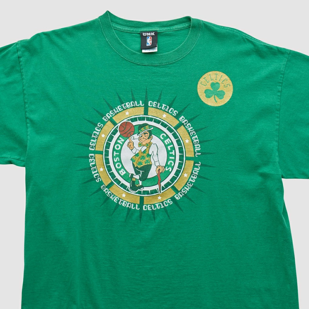 Vintage Boston Celtics UNK 2000s T-shirt