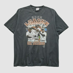 Black San Francisco Giants Hanes 2002 T-shirt