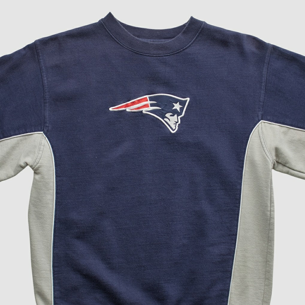 Reebok 2000s Pullover Sweatshirt - New England Patriots Pullover