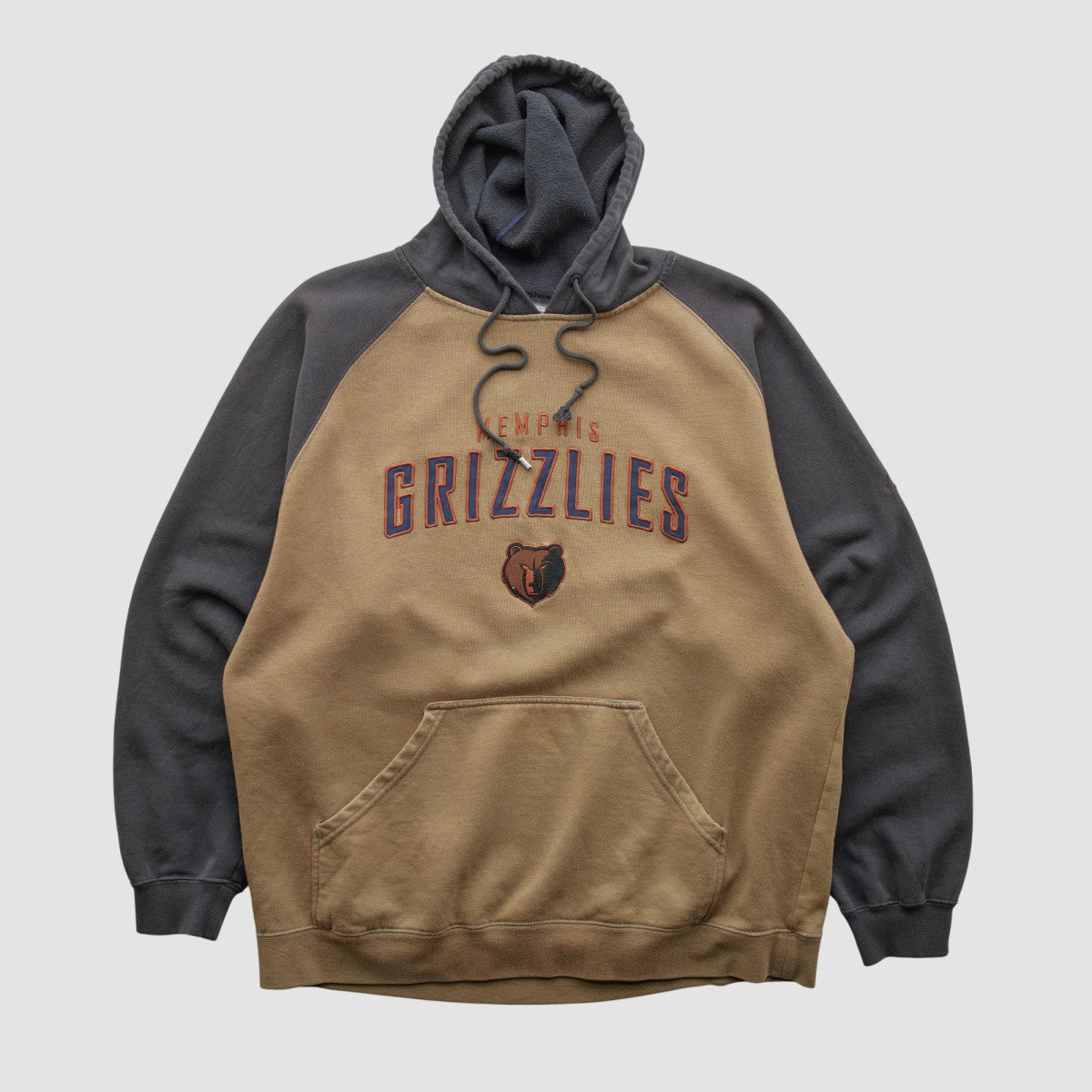 Vintage Memphis Grizzlies Reebok 2000s Hooded Pullover Sweatshirt