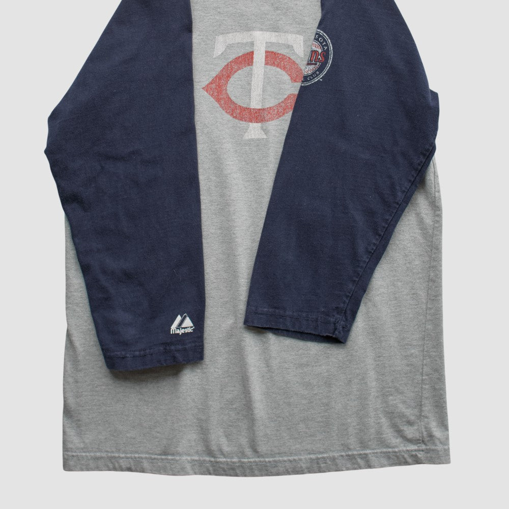 Heather Gray Minnesota Twins Majestic 2000s T-shirt