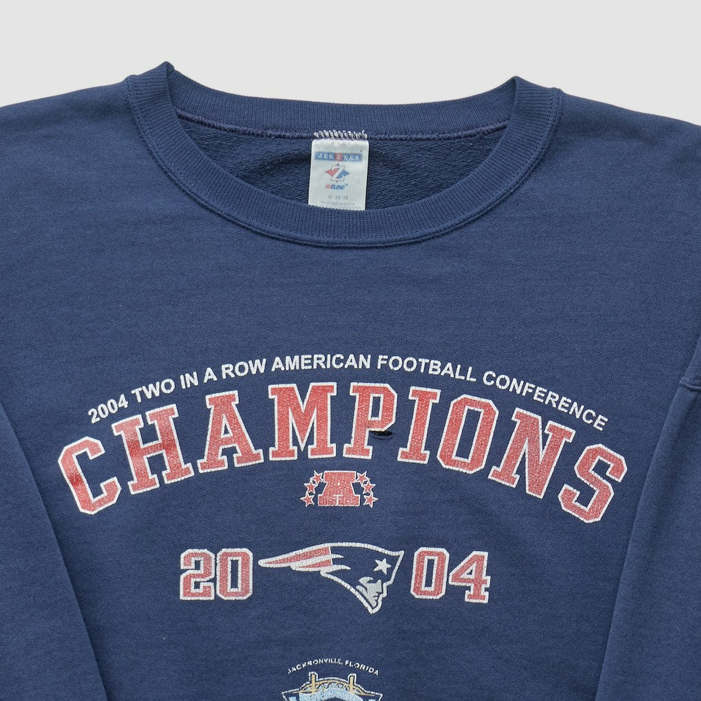 Jerzees 2004 Pullover Sweatshirt - New England Patriots Pullover
