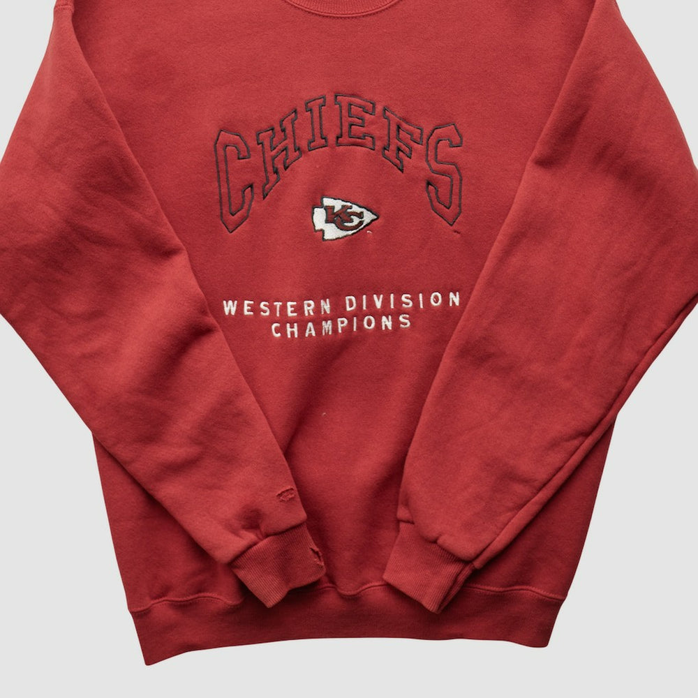 Lee Apparel 90s Pullover Sweatshirt - Kansas City Chiefs Pullover