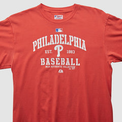 Red Philadelphia Phillies Majestic 2000s T-shirt