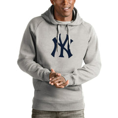Heathered Gray New York Yankees Antigua Victory Pullover Hoodie