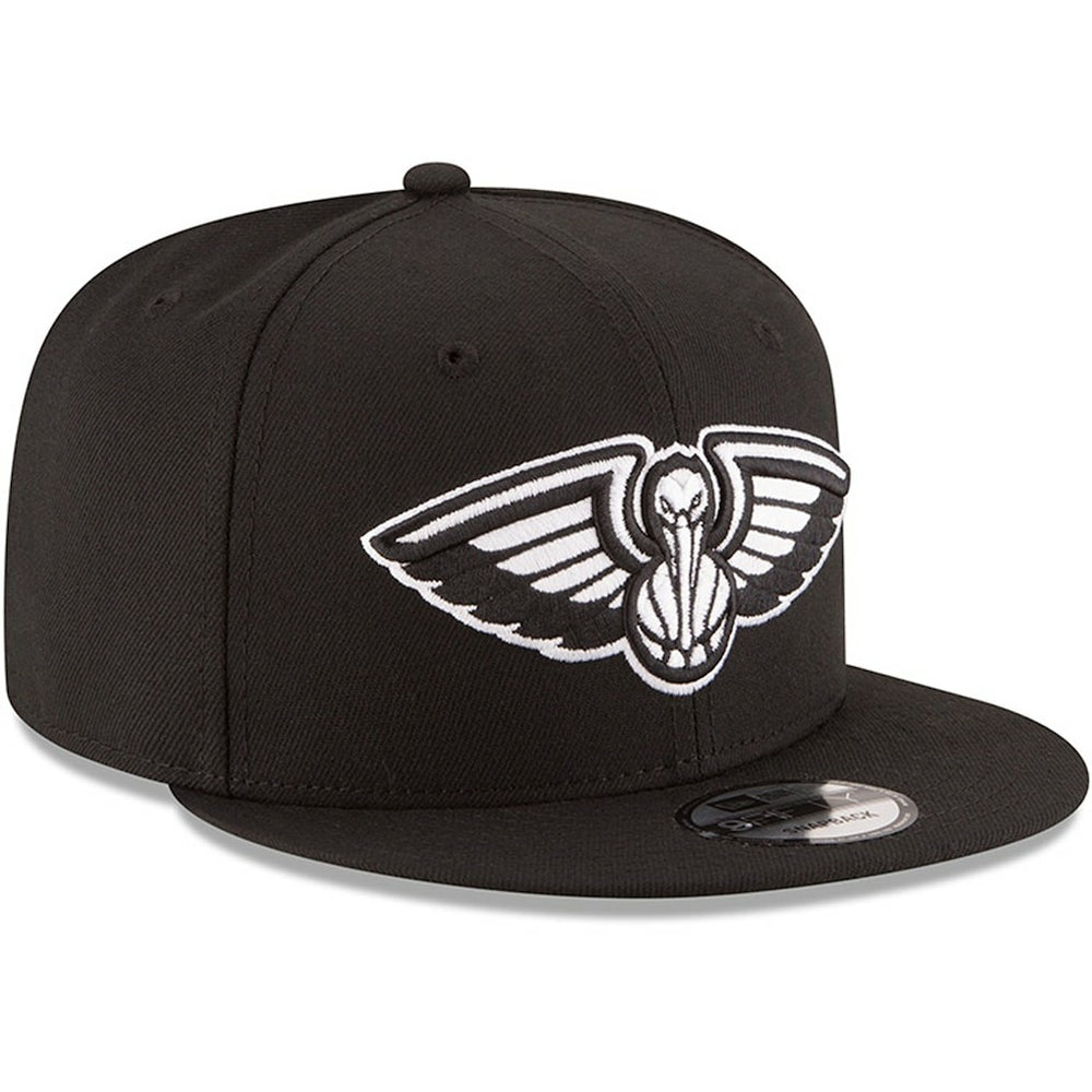 New Era New Orleans Pelicans Black & White Logo 9FIFTY Adjustable Snapback Hat