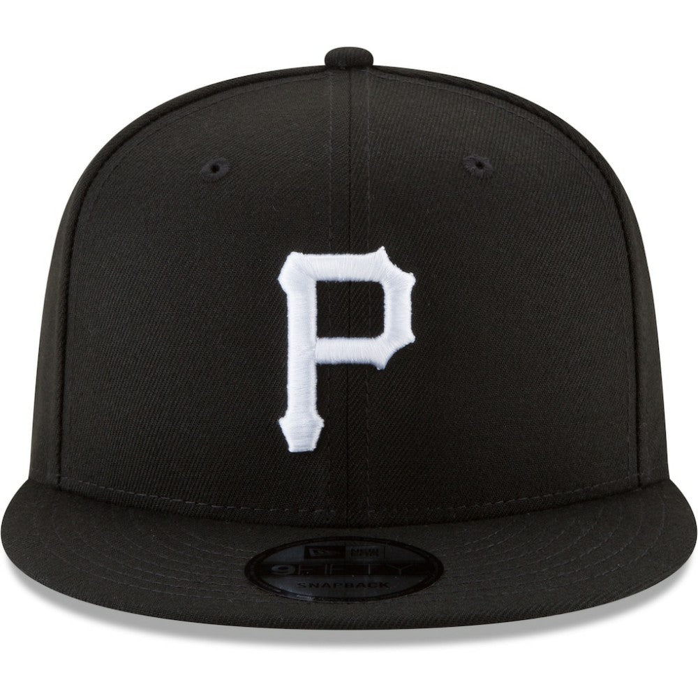 Black Pittsburgh Pirates New Era Black & White 9FIFTY Snapback Hat