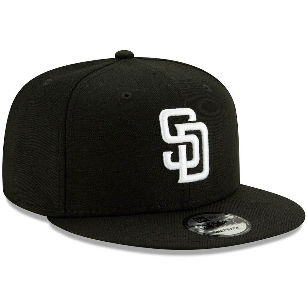 Black San Diego Padres New Era 9FIFTY Adjustable Hat