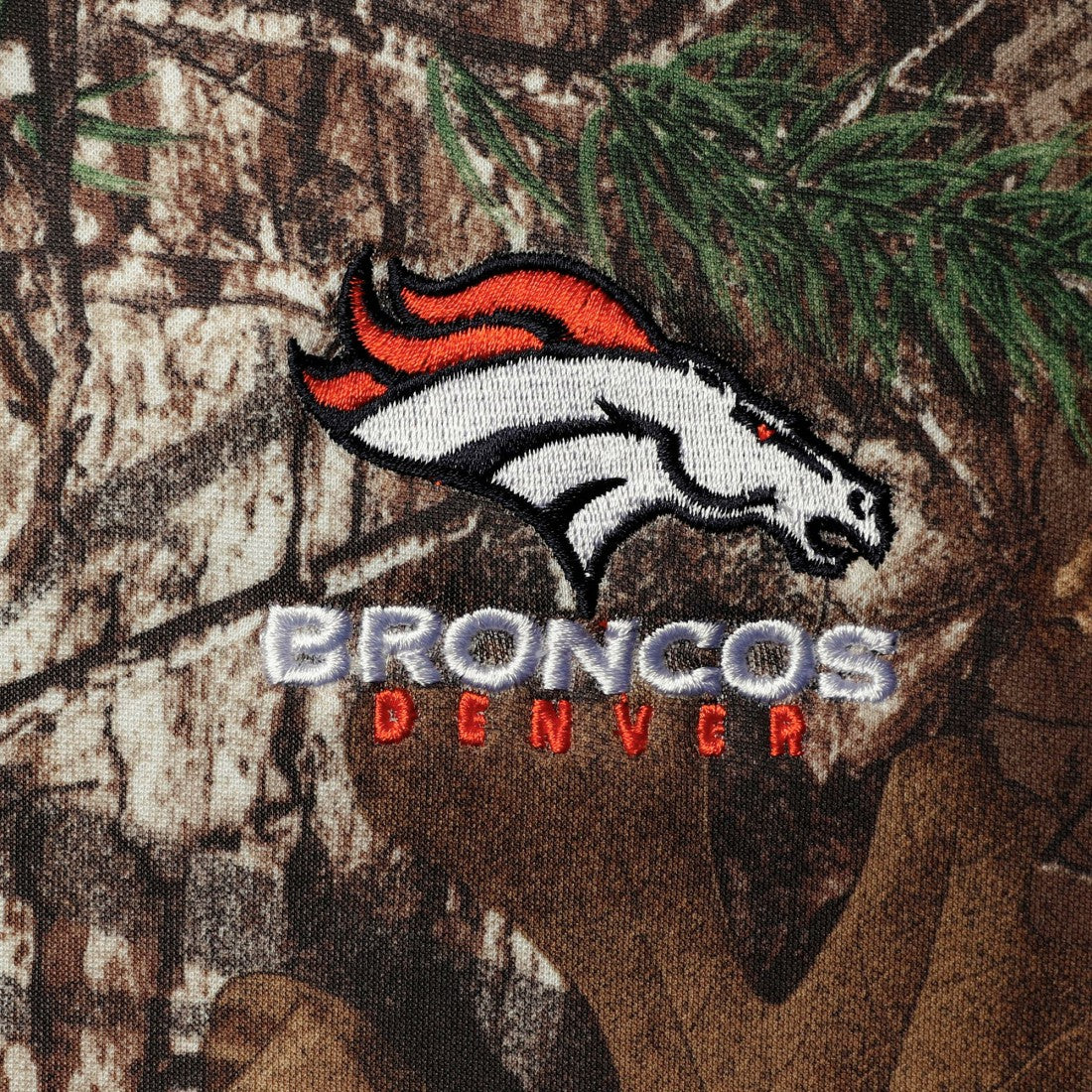 Dunbrooke Circle  Tech Fleece Pullover Hoodie - Denver Broncos Hoodies