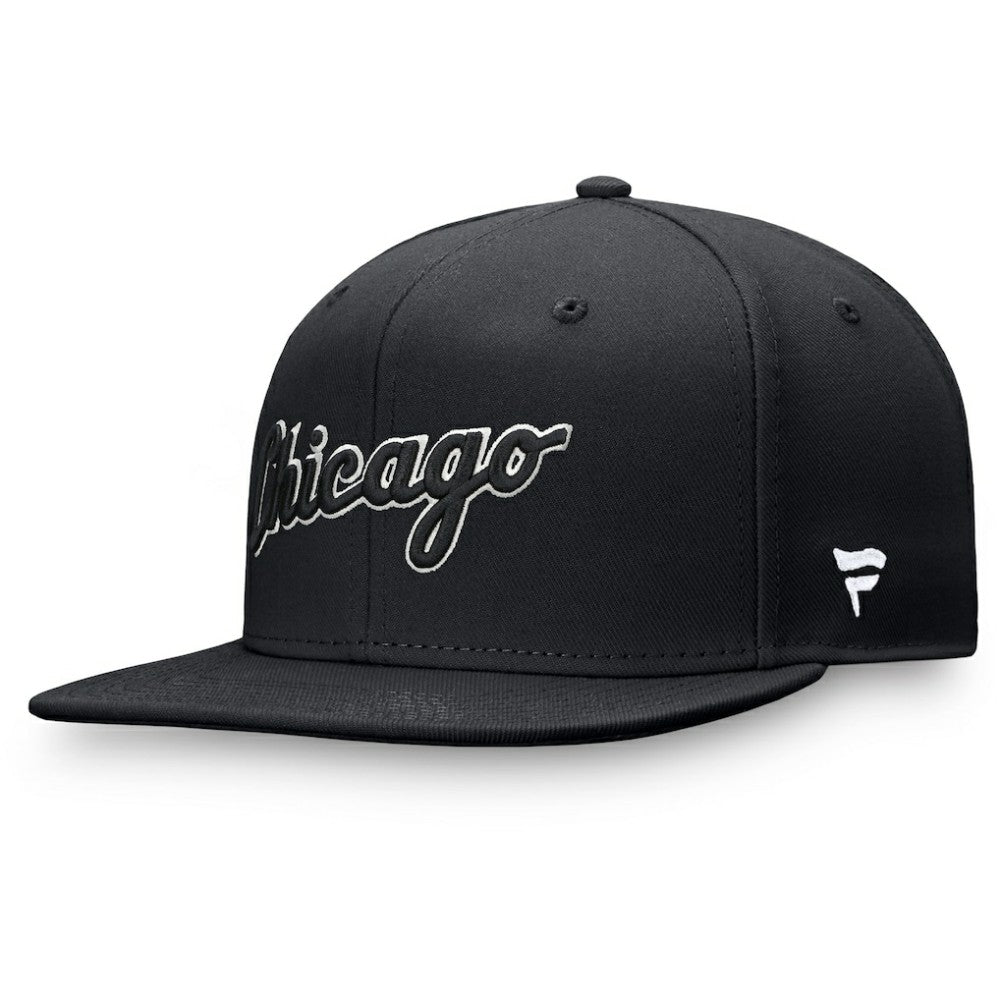 Black Chicago White Sox Fanatics Team Core Fitted Hat