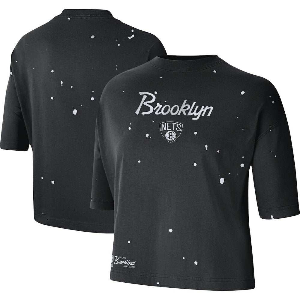 Nike Brooklyn Nets Women's Courtside Splatter Cropped T-Shirt