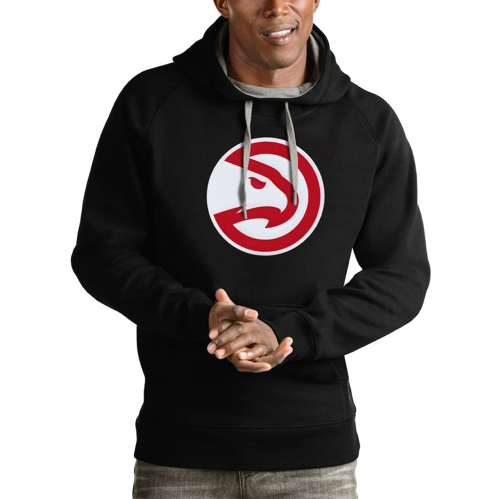 Atlanta Hawks Antigua Logo Victory Pullover Hoodie