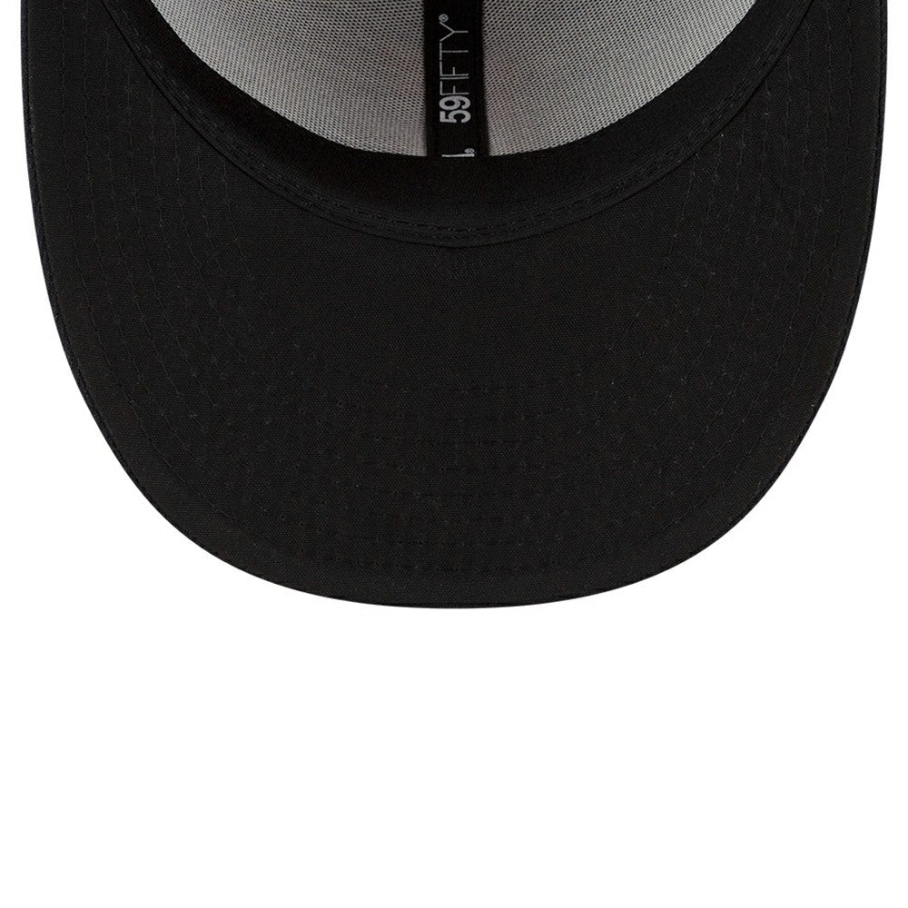 Navy Cleveland Guardians New Era Authentic Collection On-Field Road Low Profile 59FIFTY Fitted Hat