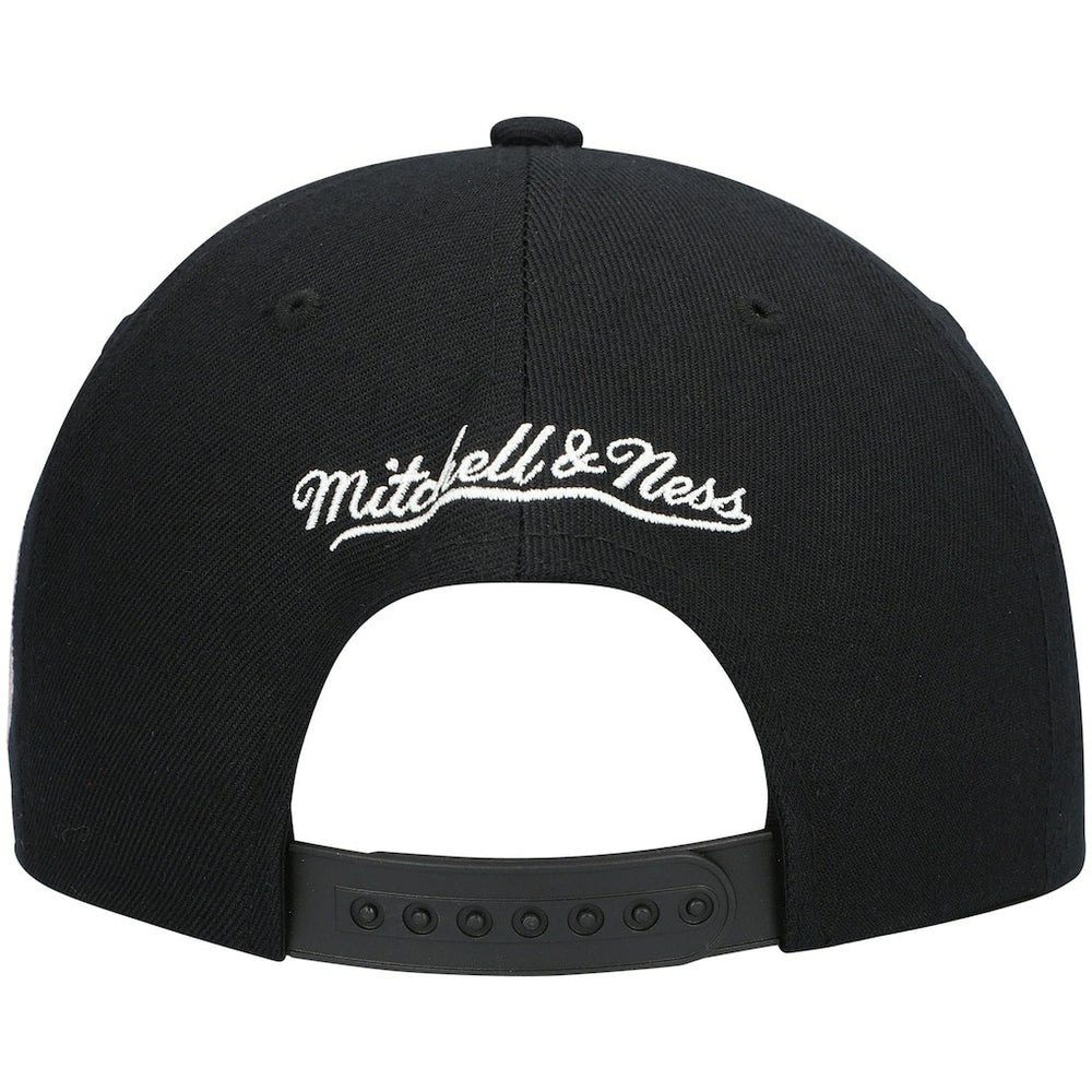 Mitchell & Ness Atlanta Hawks Hardwood Classics Script 2.0 Snapback Hat
