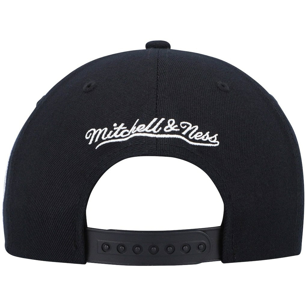 Mitchell & Ness Brooklyn Nets Hardwood Classics Script 2.0 Snapback Hat