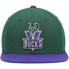 Mitchell & Ness Milwaukee Bucks Hardwood Classics Team Two-Tone 2.0 Snapback Hat