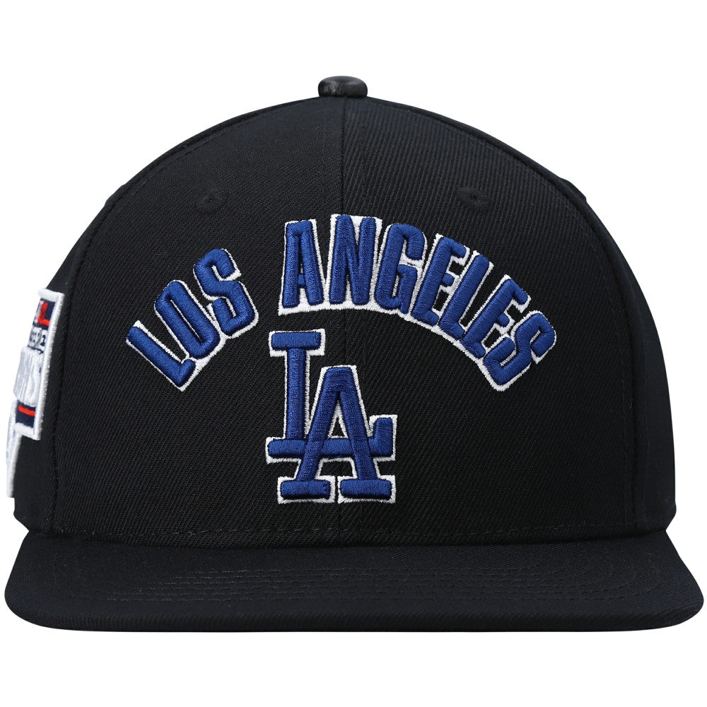 Black Los Angeles Dodgers Pro Standard Stacked Logo Snapback Hat