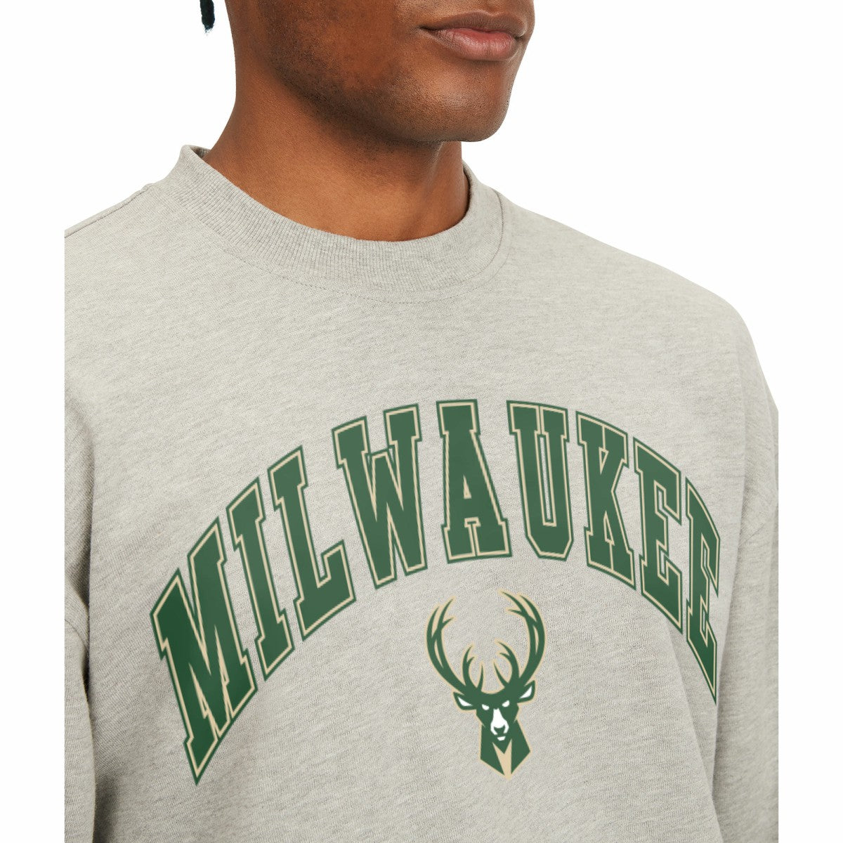 Milwaukee Bucks Tommy Jeans James Patch Pullover Sweatshirt