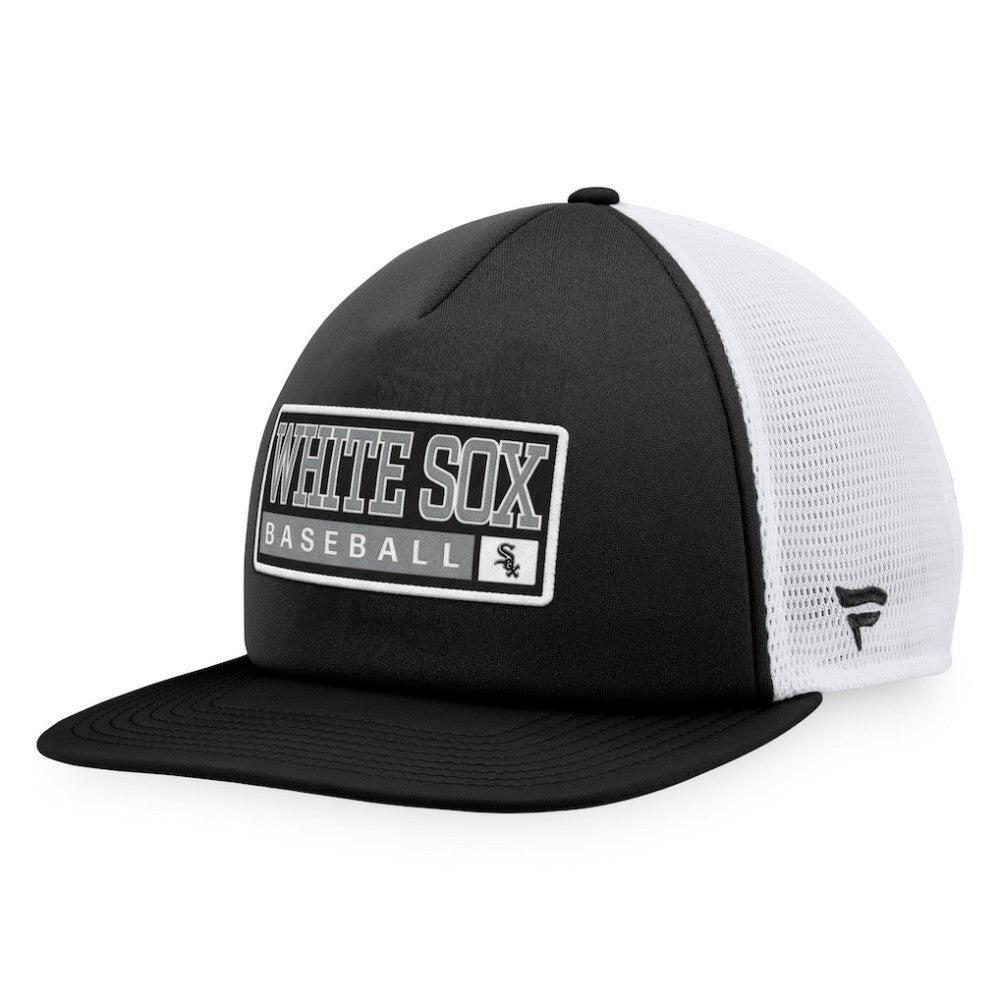 Black/White Chicago White Sox Majestic Foam Trucker Snapback Hat