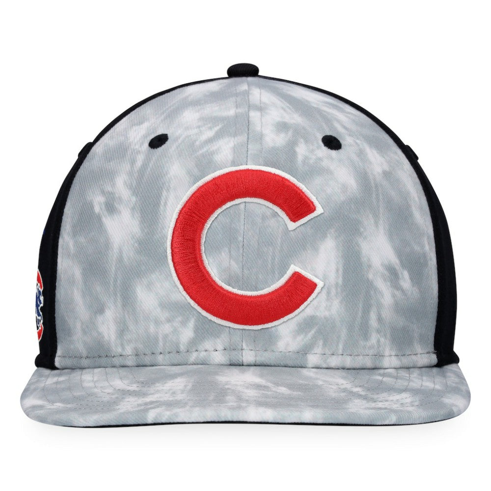 Gray Chicago Cubs Majestic Smoke Dye Snapback Hat
